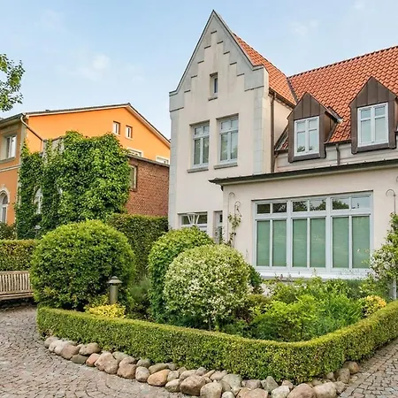 Daire Woldsen Husum (Schleswig-Holstein)